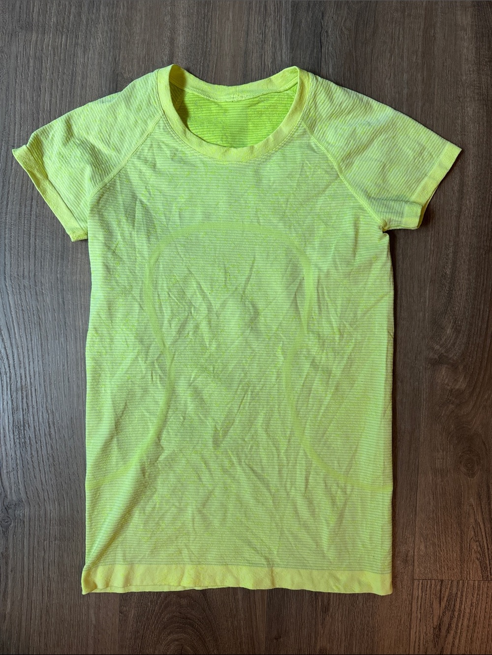 Lululemon Swiftly Tech Short Sleeve Crew
Lucid Lime - Picture 3 of 6